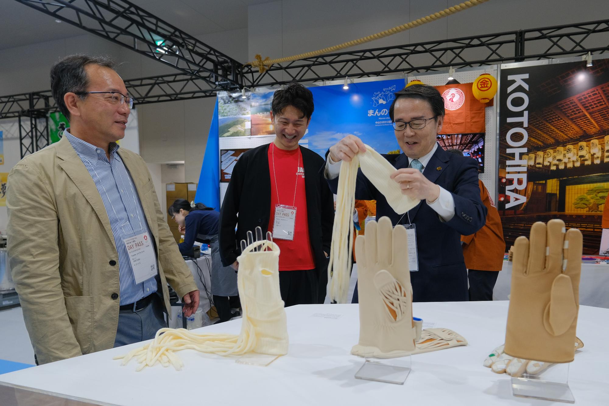 大阪関西万博 出展初日の様子