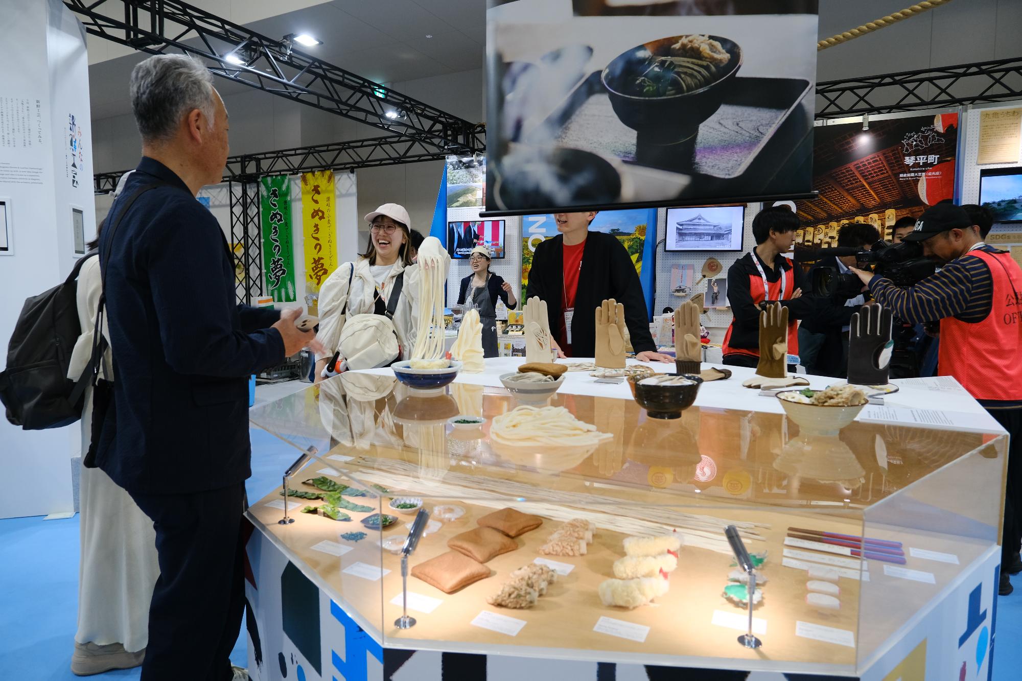 大阪関西万博 出展初日の様子