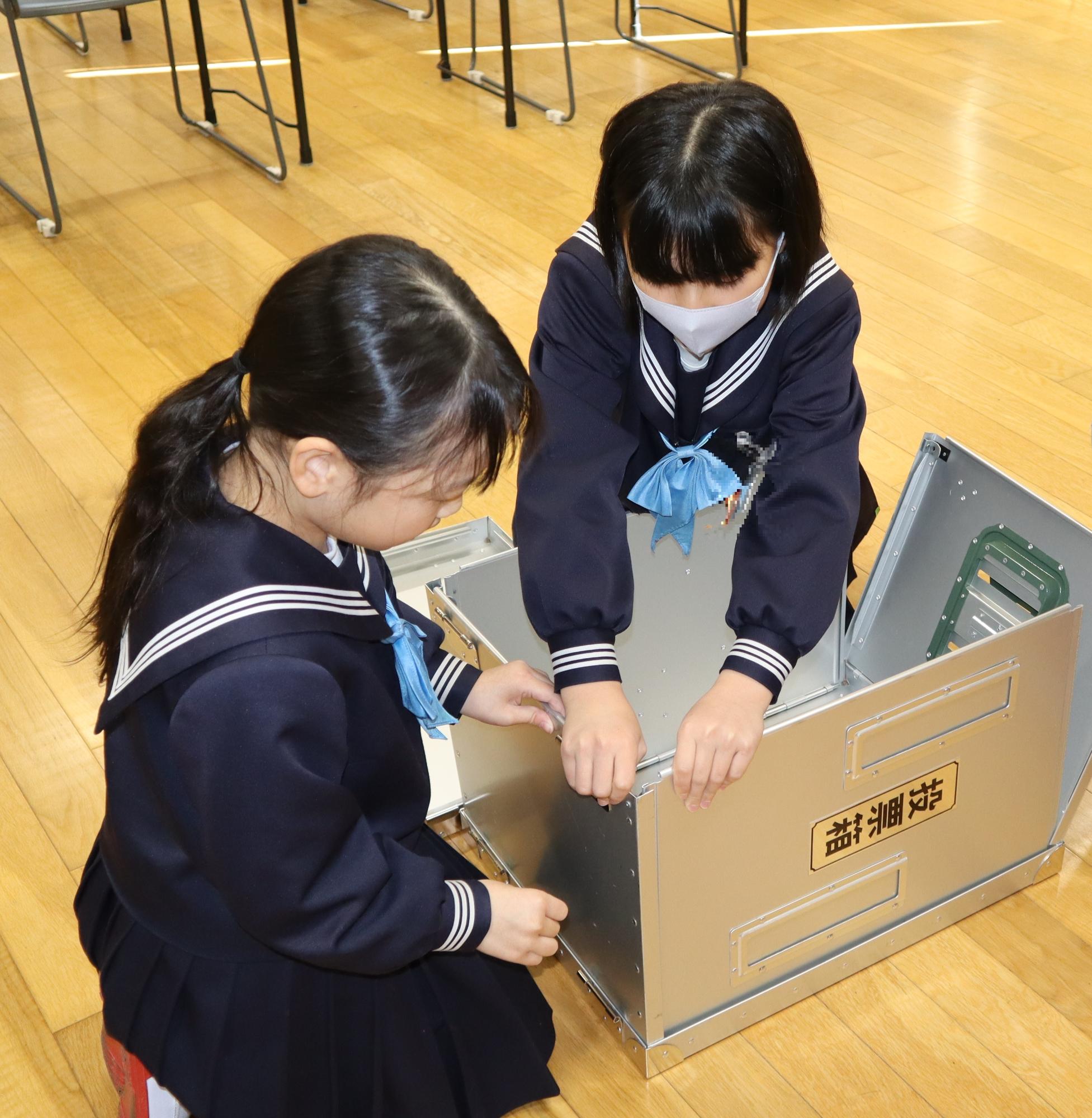 白鳥小学校で選挙啓発出前授業