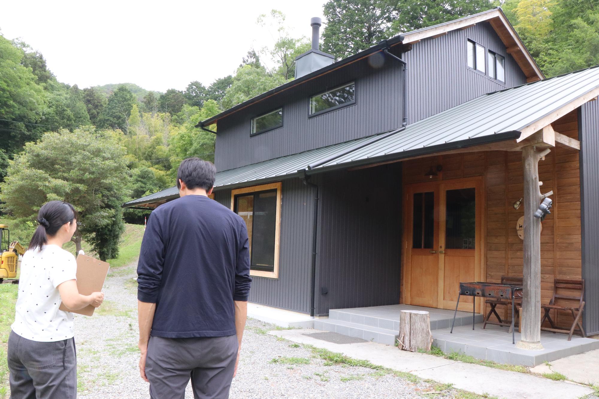 五名で映画「ワタシ、発酵します！」を上映「棚田ぽつんとシネマ」