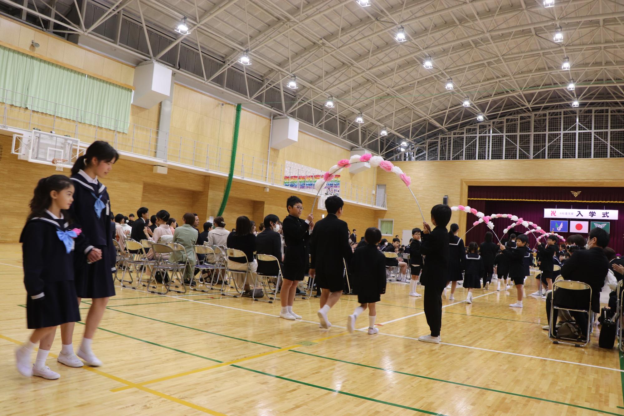 1年生入場
