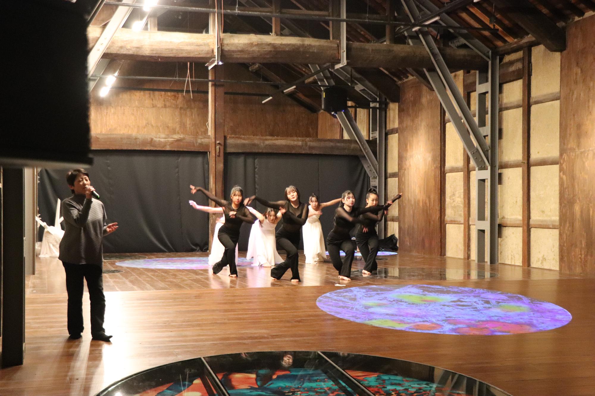 ウアココダンサーズとミュージカルMOMOSOとのコラボ