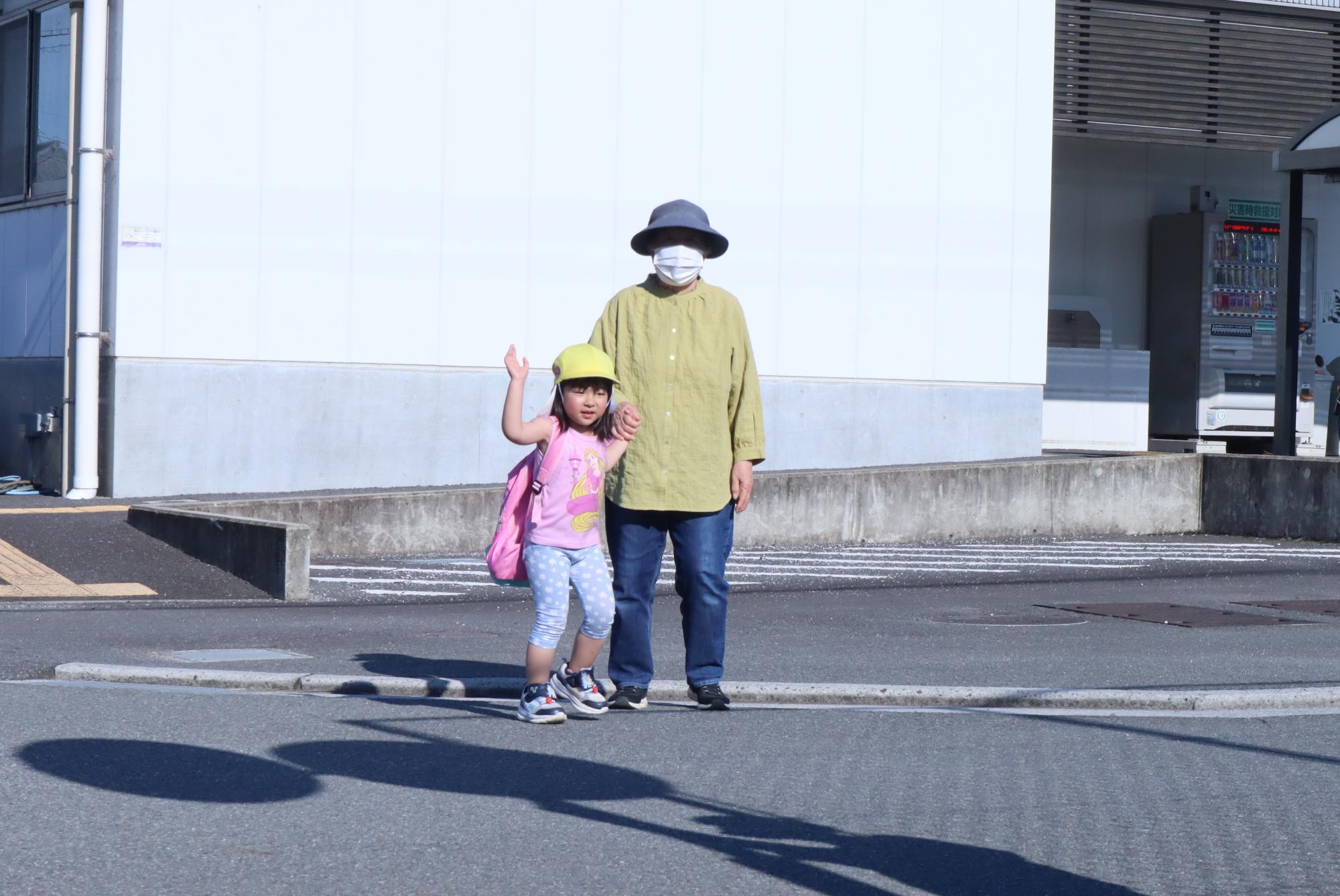 てぶくろマン待つ目的地へ