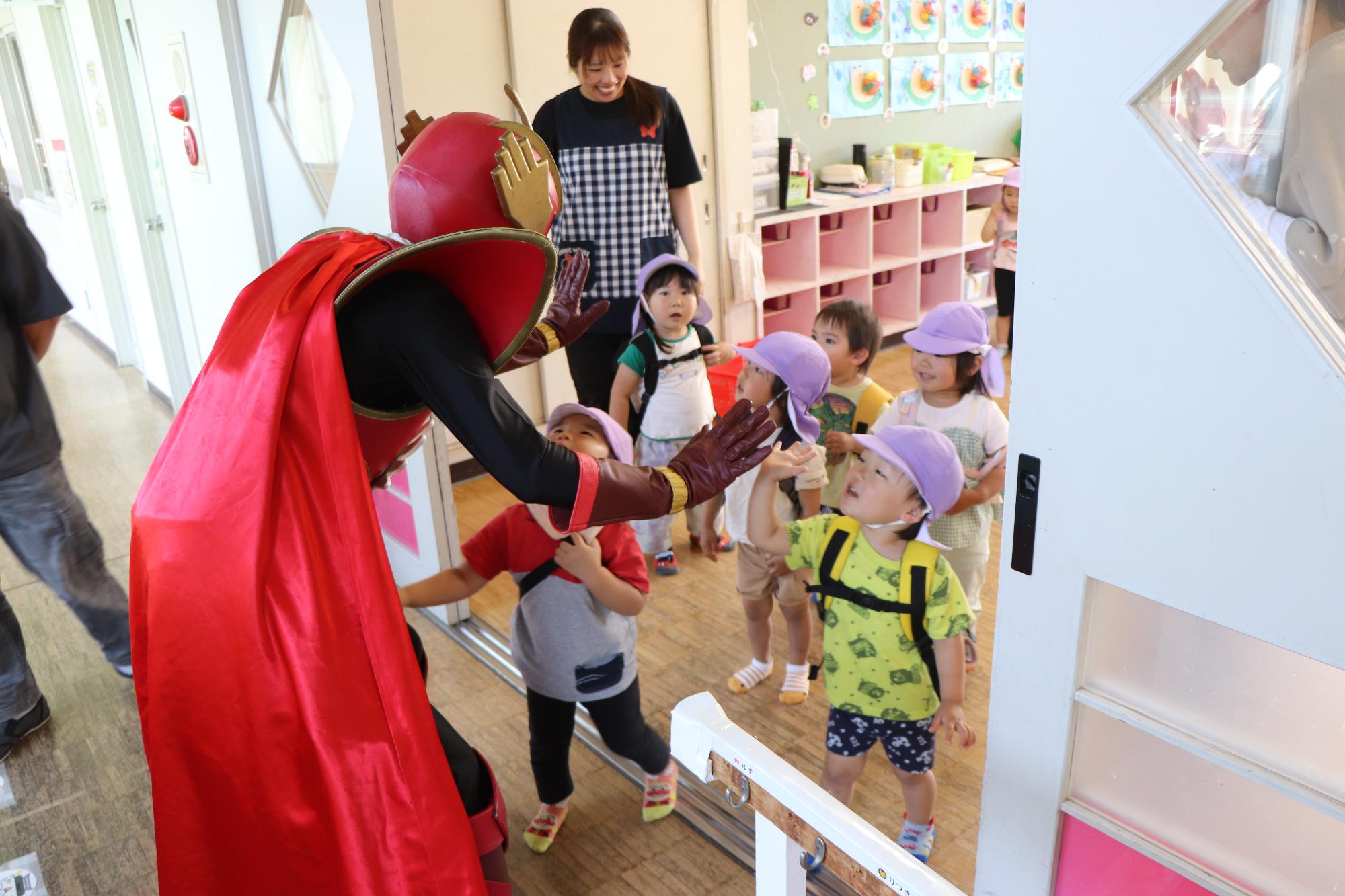 大人気のてぶくろマン