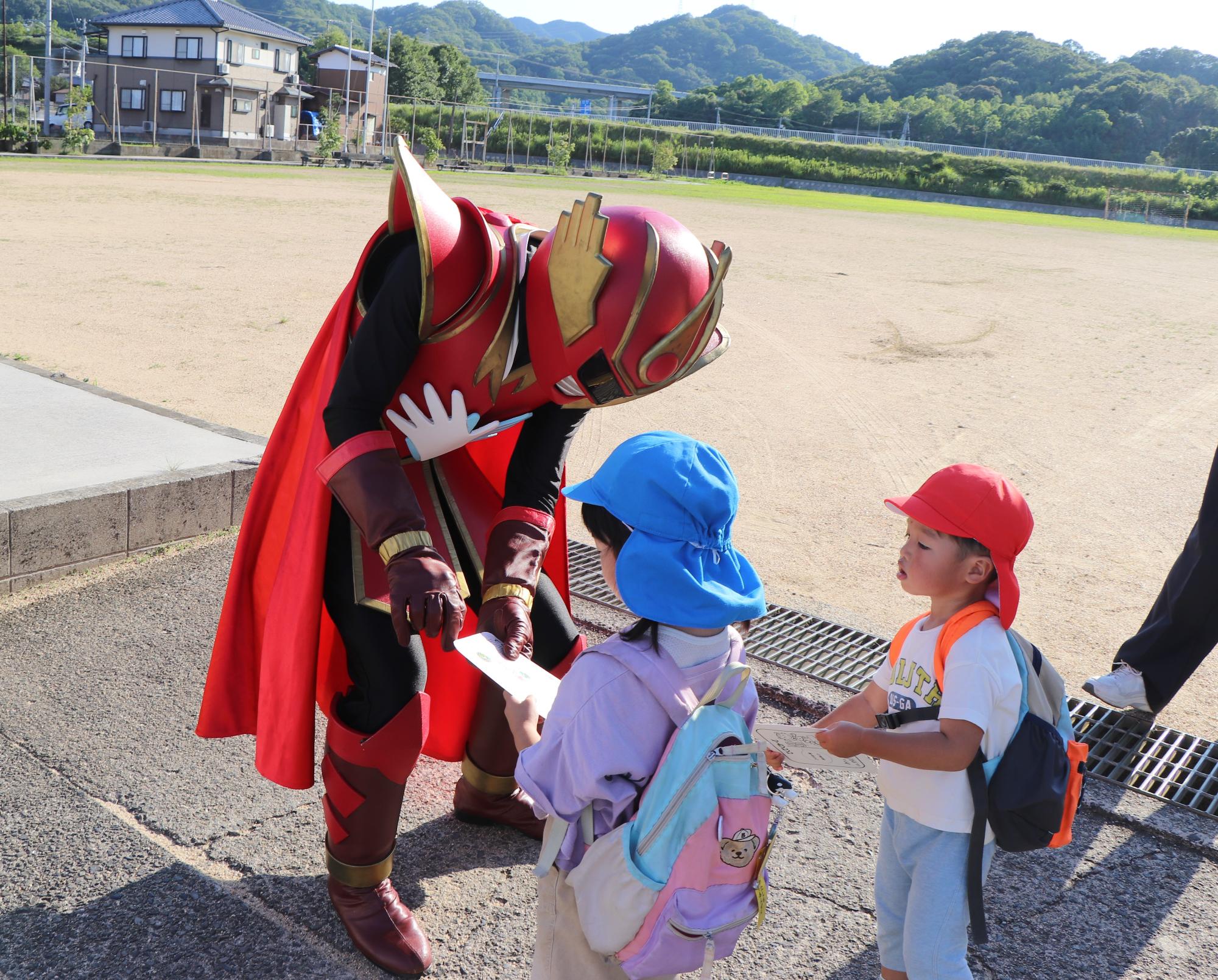 大人気のてぶくろマン