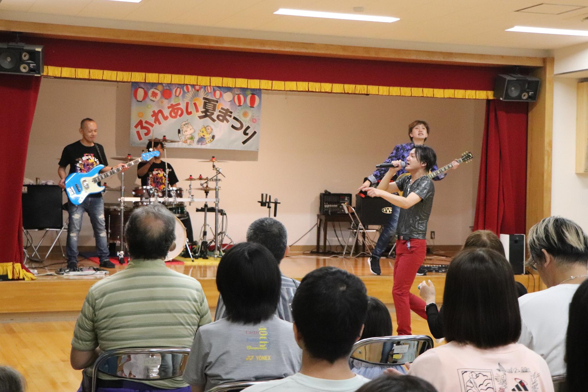 B'zコピーバンドのコンサート