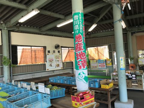 ふれあい市の様子