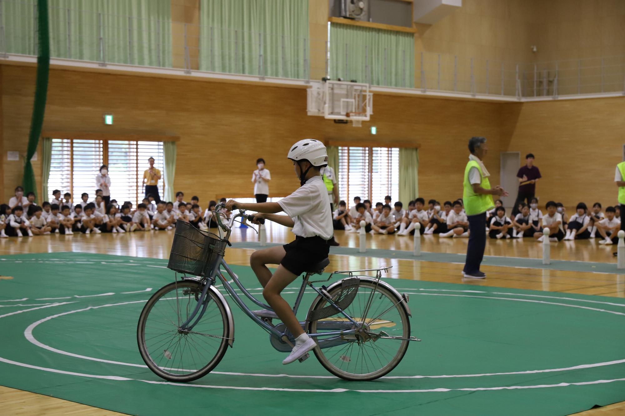 選手4